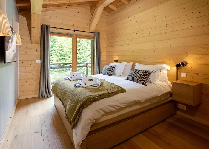 Bonnabelle - Year シャレー シャモニー